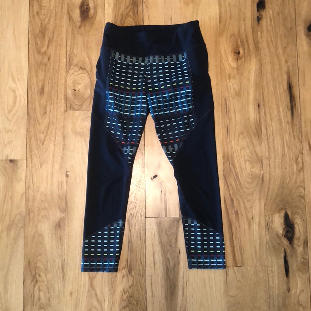 Athleta women’s cropped running tights